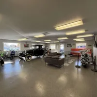 1585-valley-dr-showroom-03