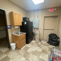 06-811-disk-dr-ste-2-interior-rear