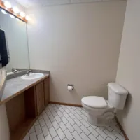 17-2620-jackson-blvd-suite-f